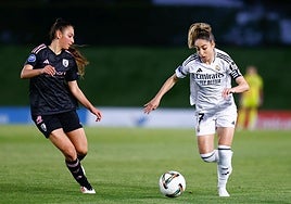 Olga Carmona, a la derecha.