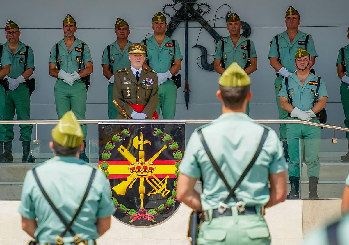 Imagen principal - La Legión celebra el centenario de la VII Bandera &#039;Valenzuela&#039;