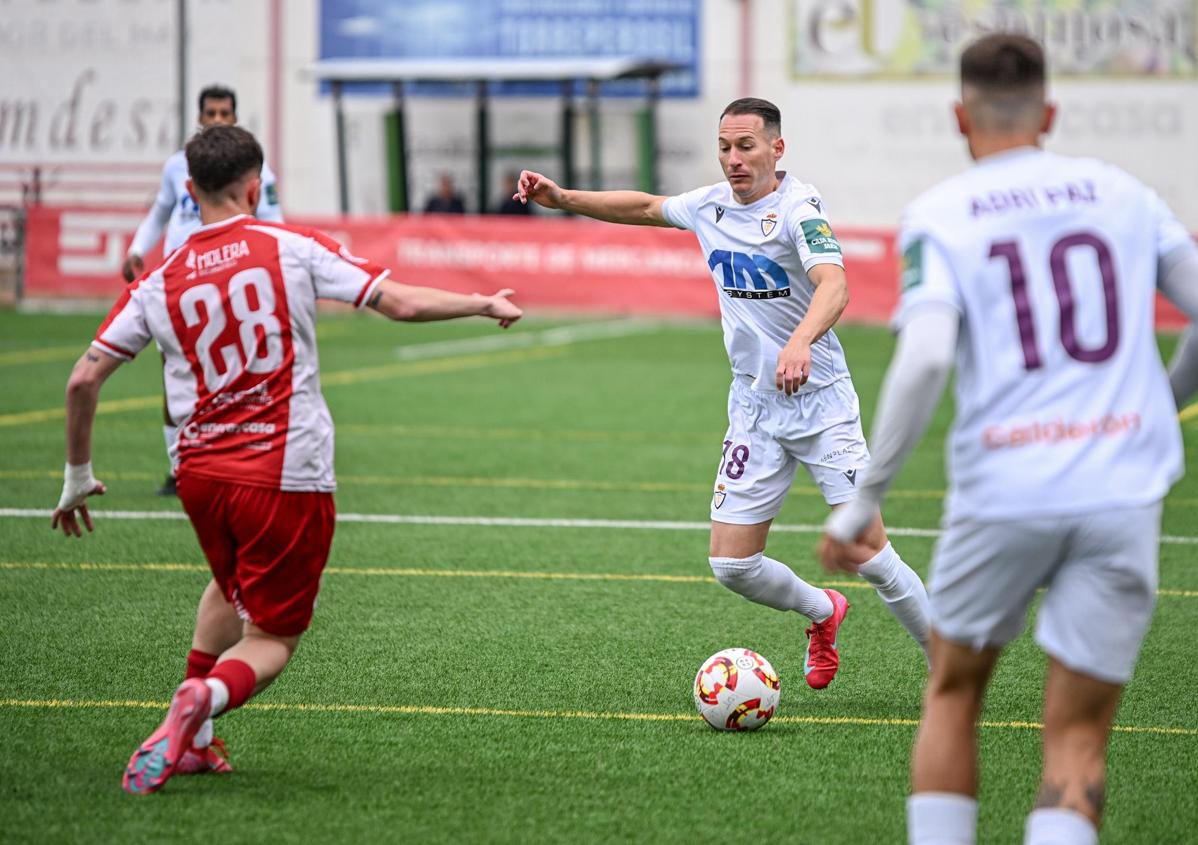 Imagen secundaria 1 - El Real Jaén tendrá que ascender por el &#039;play off&#039;
