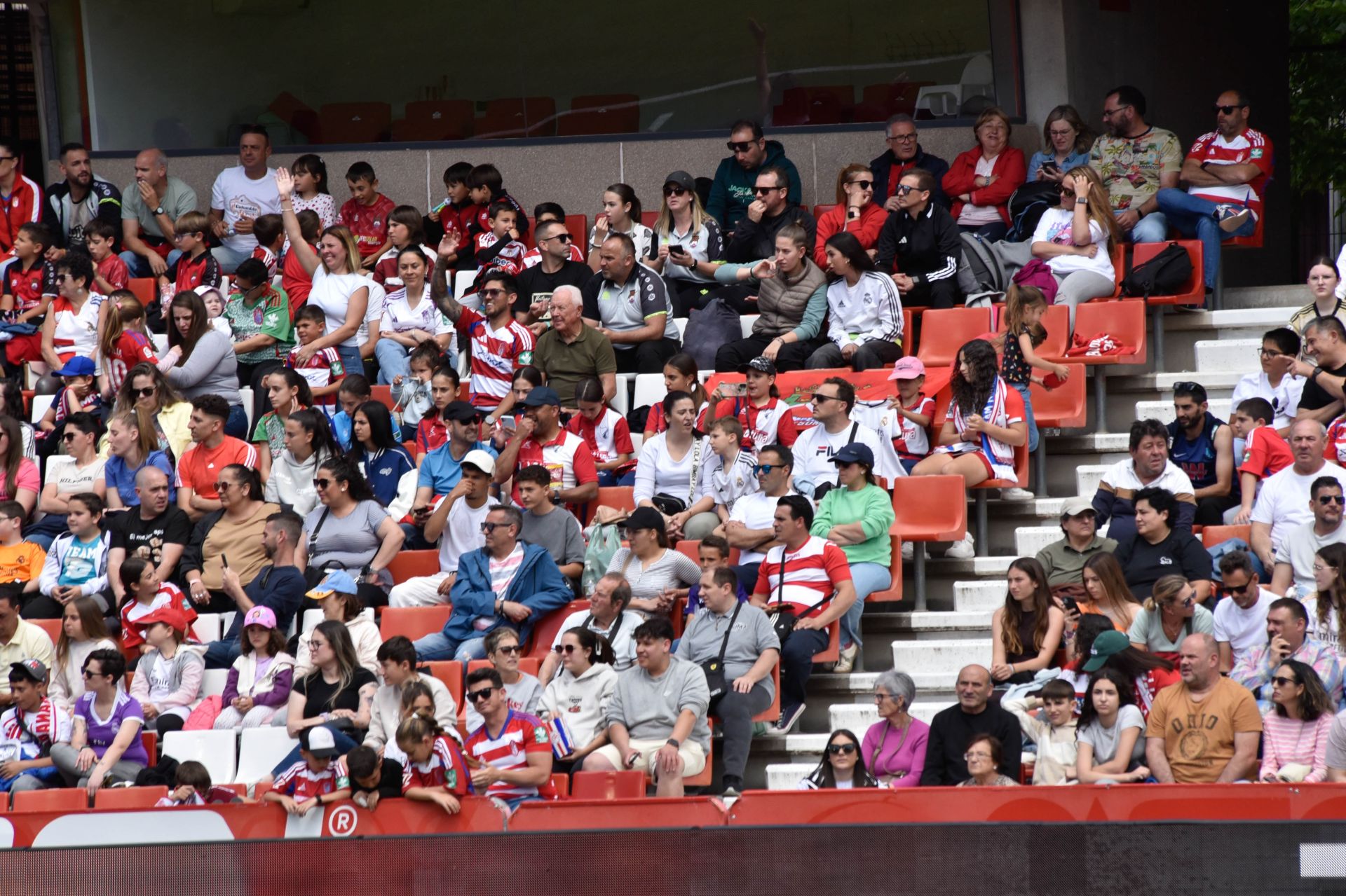 Encuéntrate en Los Cármenes en el Granada-Real Madrid