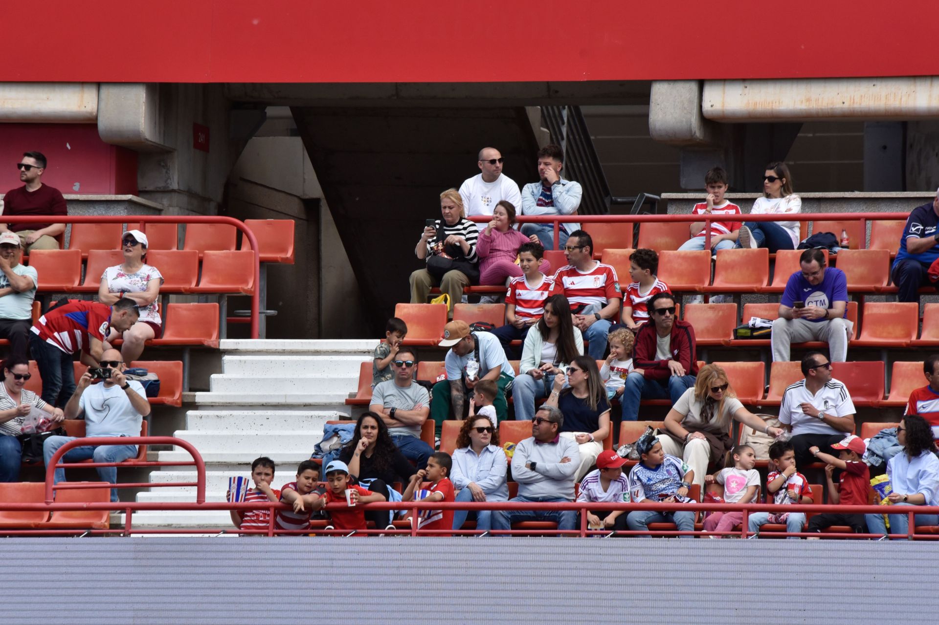 Encuéntrate en Los Cármenes en el Granada-Real Madrid