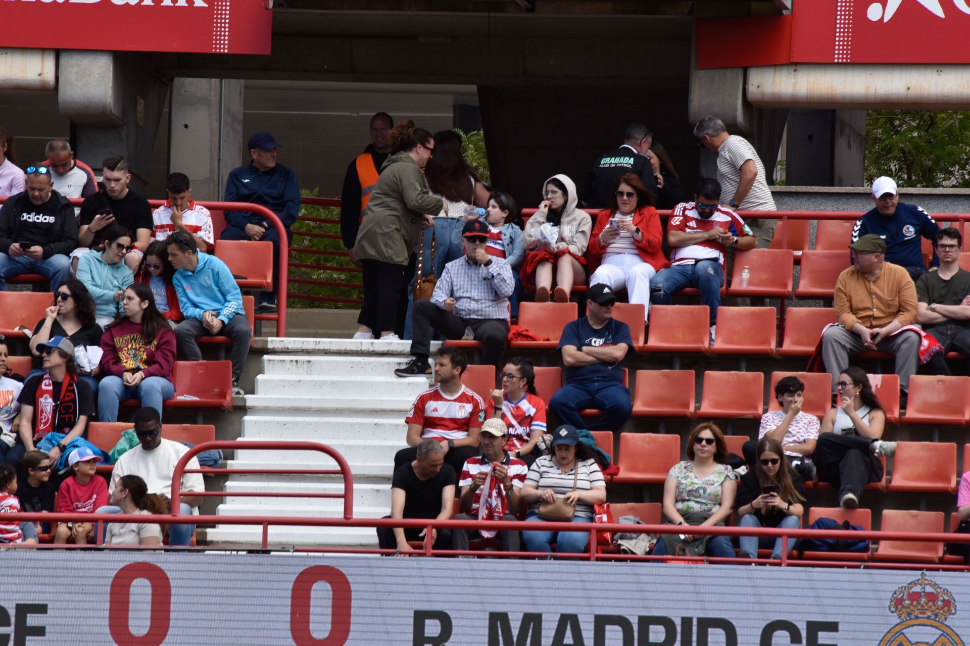 Encuéntrate en Los Cármenes en el Granada-Real Madrid
