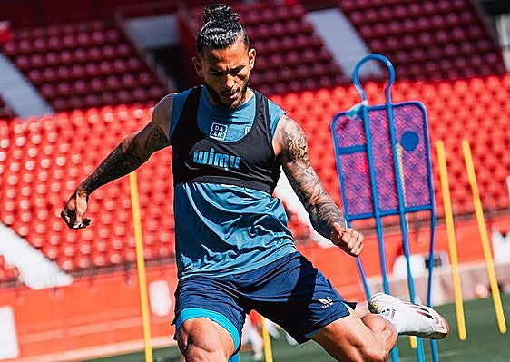 El que relaja zozobras, Luis Suárez, es referencia de un Almería obligado a ganar.