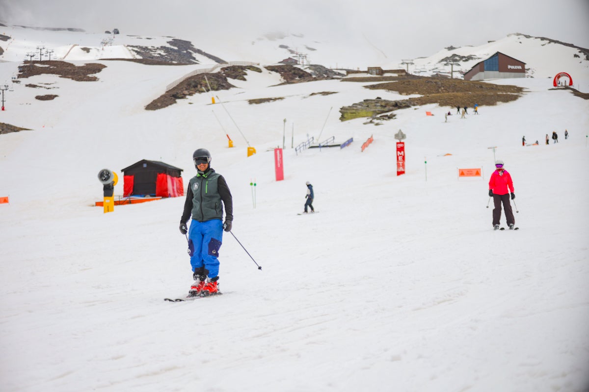 El último día de la temporada en Sierra Nevada, en imágenes