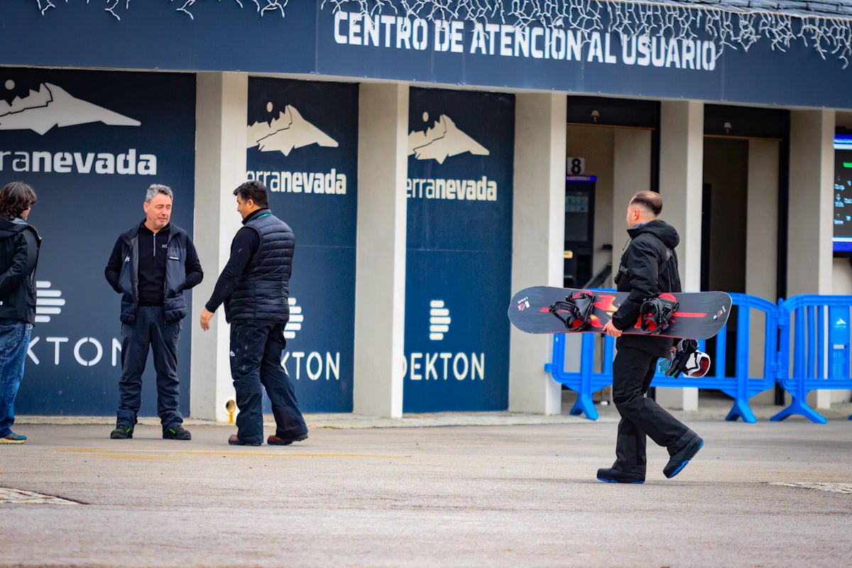 El último día de la temporada en Sierra Nevada, en imágenes