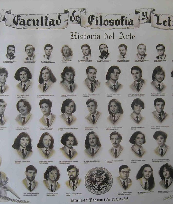 Imagen secundaria 2 - El cartel de 'Se busca' y algunas de las orlas localizadas. 