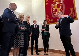 Recorrido por el salón Mudéjar tras su inauguración.