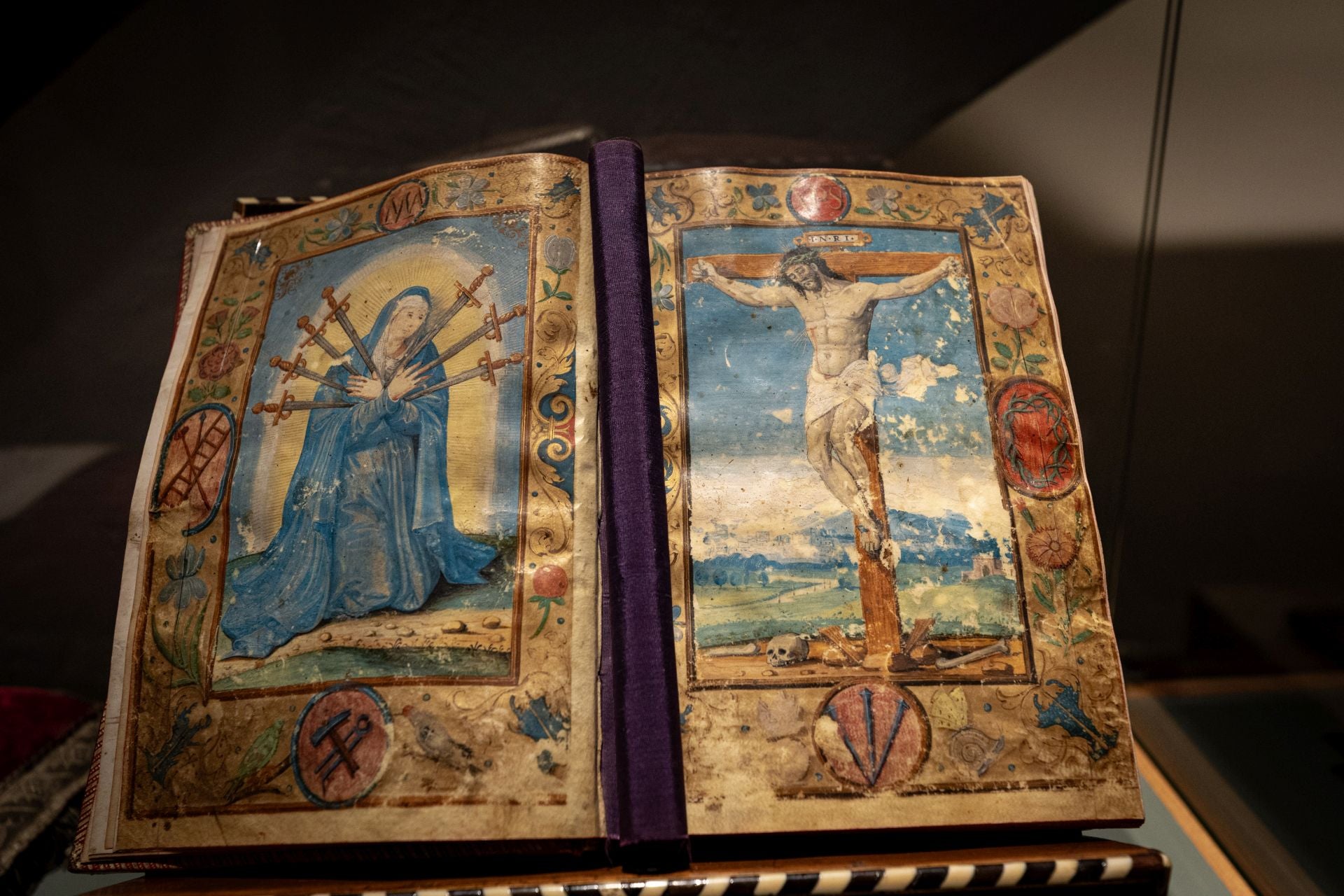 &#039;El Tesoro de la Virgen de las Angustias&#039; abre sus puertas