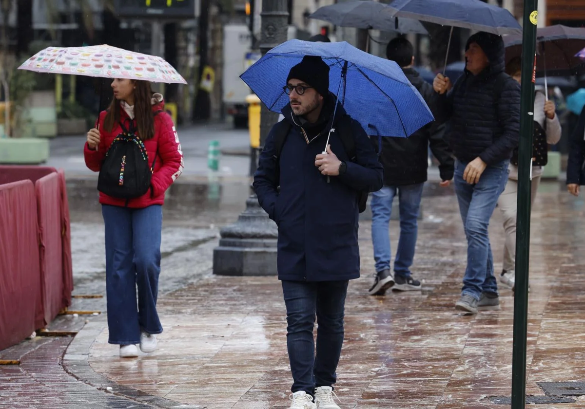 Horas de tormentas y granizo en andalucía: avisos por las zonas afectadas | ideal