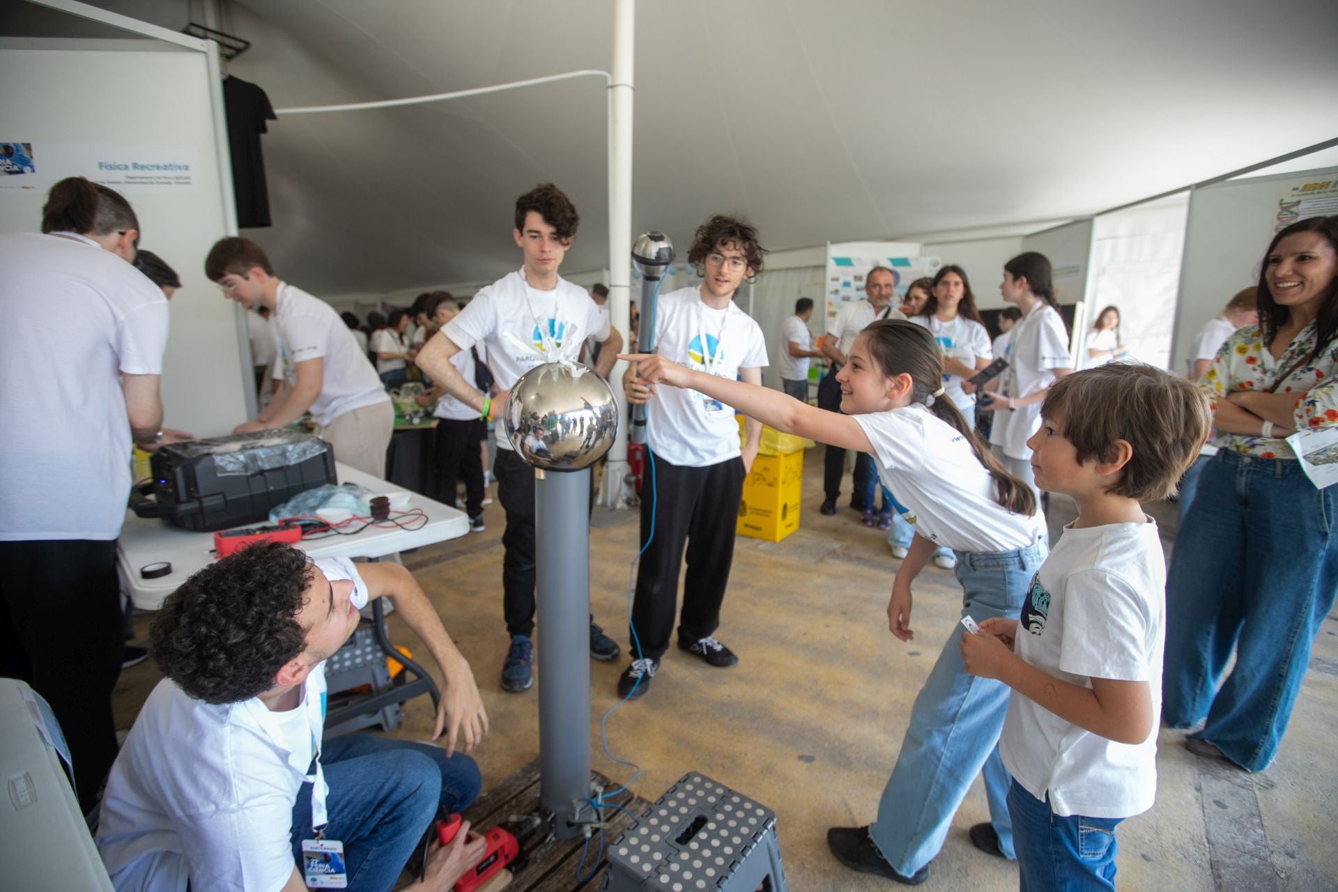 Las mejores imágenes de la fiesta del Parque de las Ciencias en su 30 aniversario