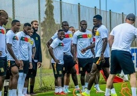 Martin Hongla, durante un entrenamiento con su selección.
