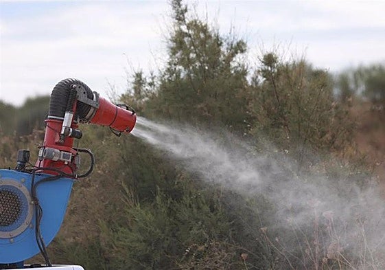 Tratamiento contra los mosquitos que propagan el Virus del Nilo.