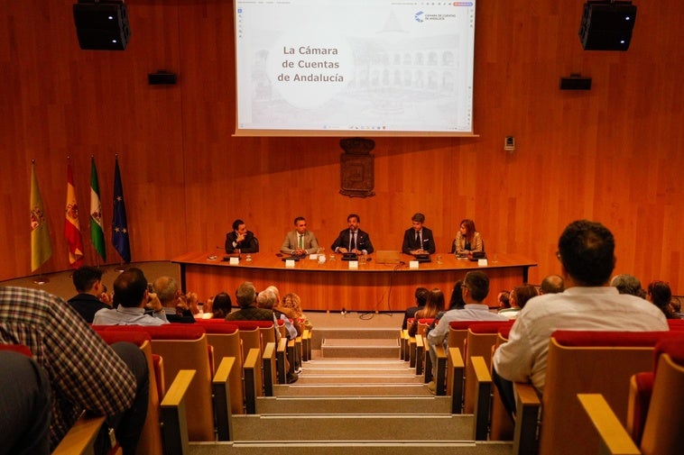 La mitad de los pueblos de Granada incumple la obligación de rendir cuentas
