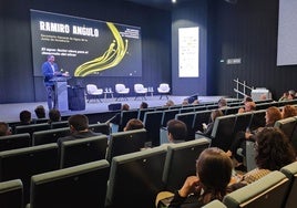 Ponencia sobre el agua en Ifeja.