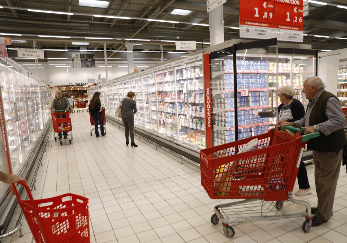 Alcampo anuncia un gran cambio en su centro comercial de granada | ideal