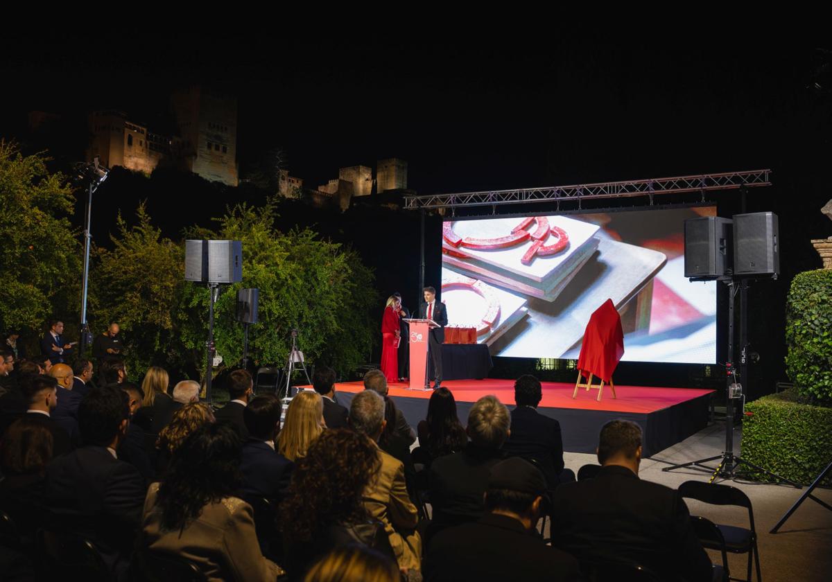 La gala de los premios aje reconoce a transandalus y falonlabs como referentes del emprendimiento joven | ideal