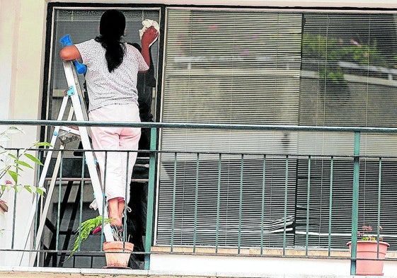 El trámite obligatorio con las empleadas de hogar antes de noviembre.