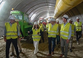 Visita de Pedro Fernández al túnel de la Juaida.