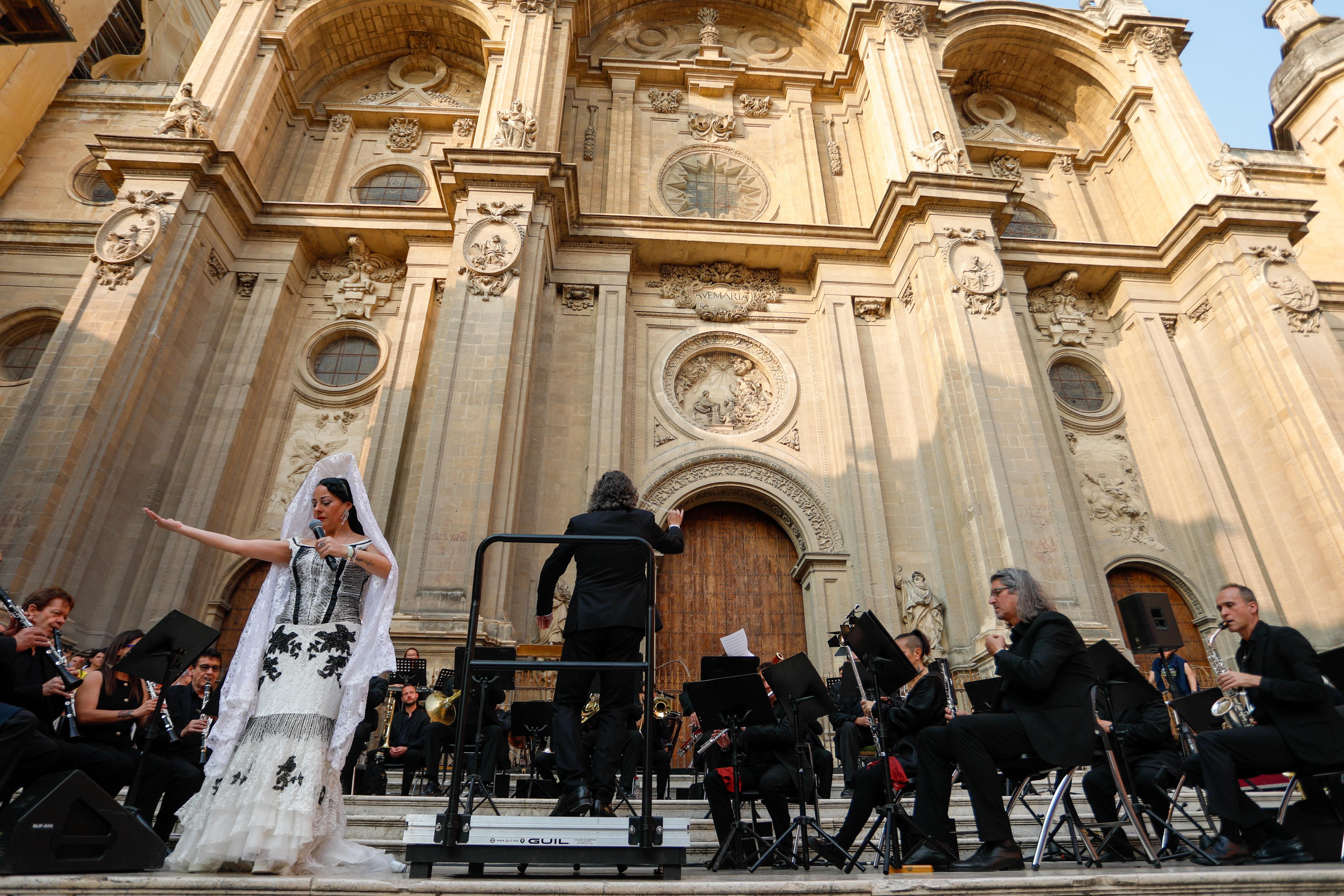 Las imágenes de la Noche en Blanco de Granada