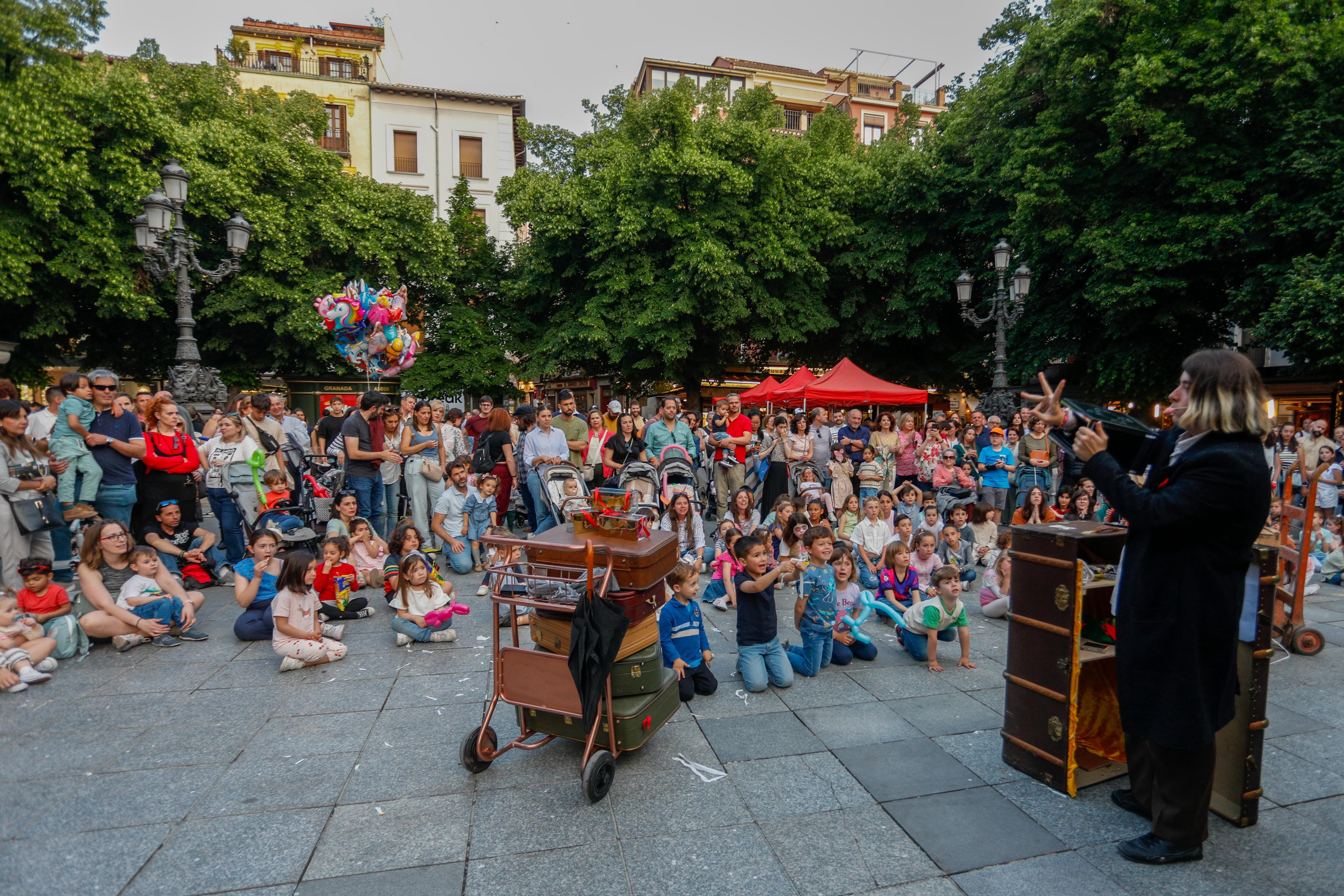 Las imágenes de la Noche en Blanco de Granada