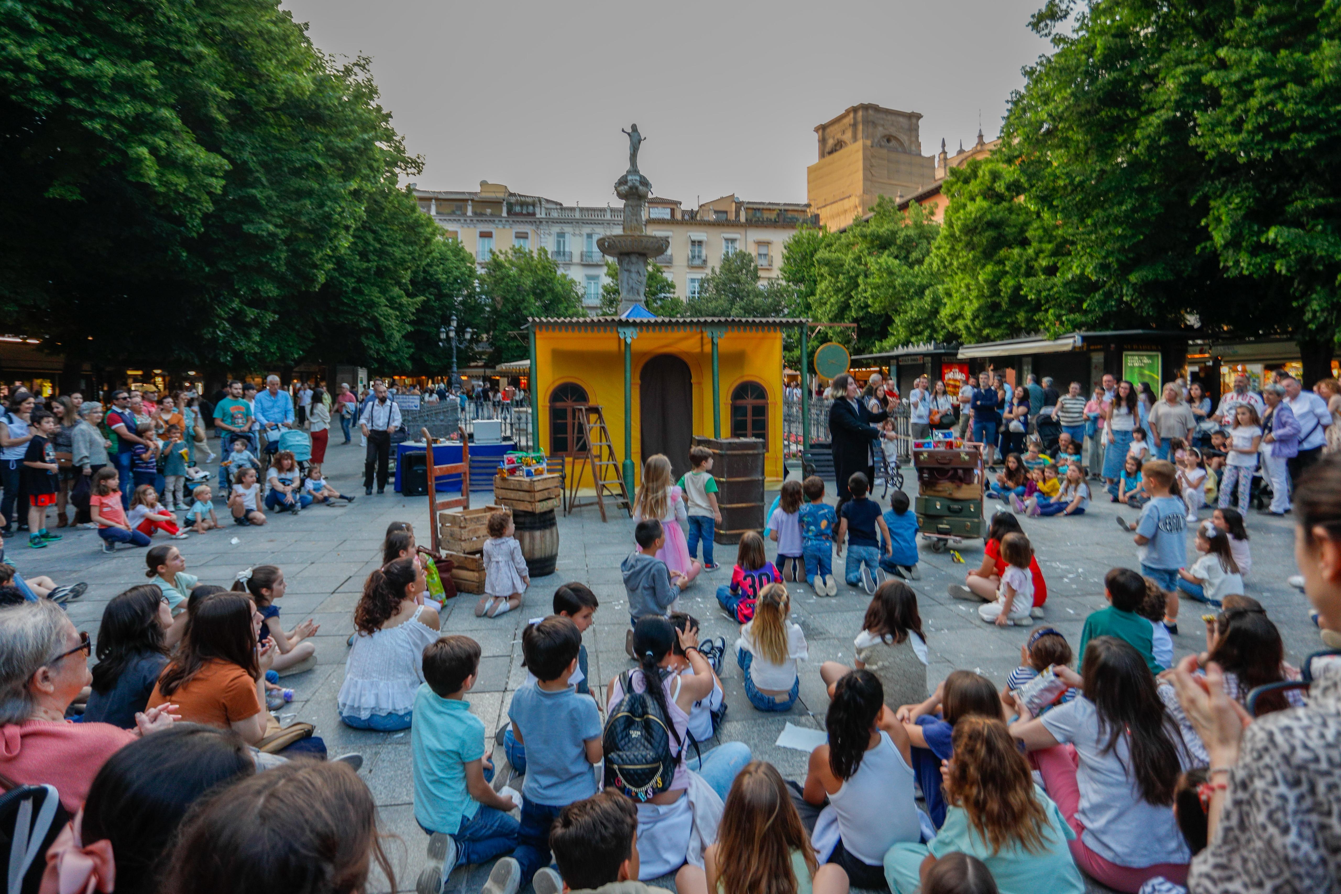 Las imágenes de la Noche en Blanco de Granada