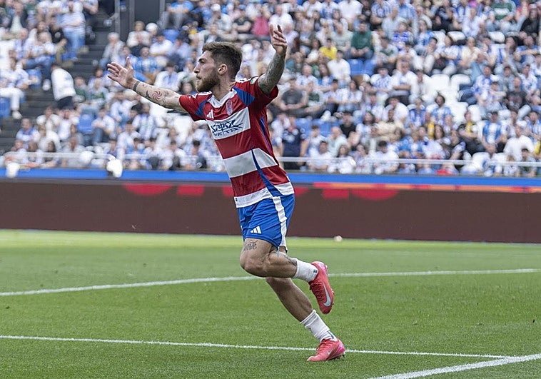Giorgi Tsitaishvili celebra su gol en Riazor.