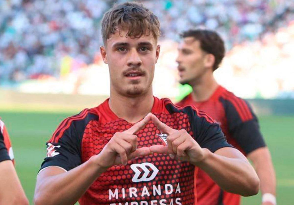 El mirandés desbanca al elche del ascenso directo | ideal