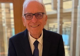 Paco Rubio, histórico director de los apartamentos Chinasol.