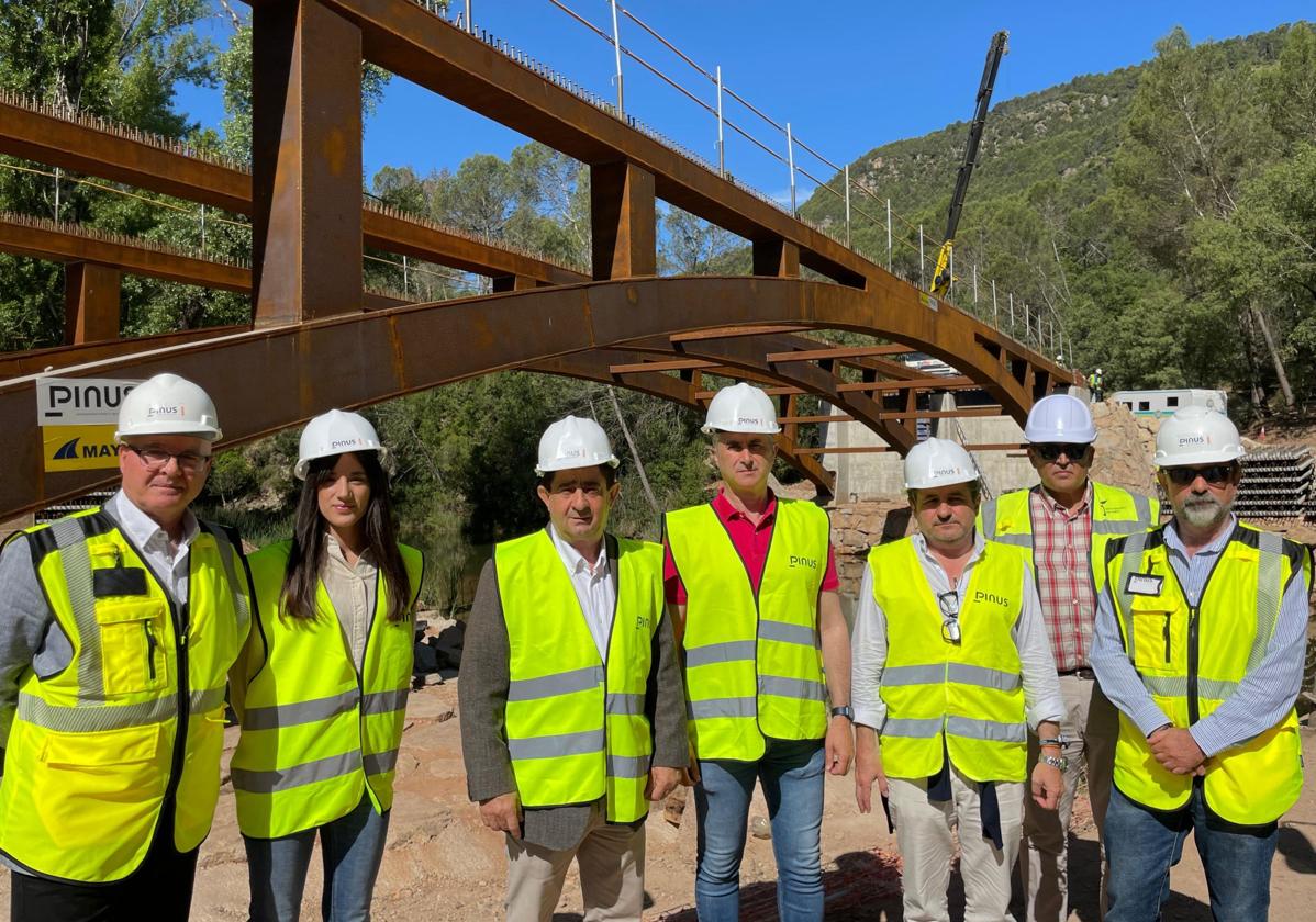 Al 60% la construcción del puente de acceso a la loma de mari ángela | ideal