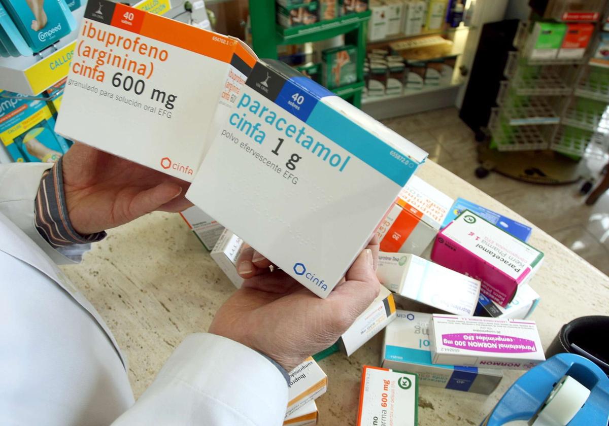 Consulta si tienes uno de los lotes de ibuprofeno que sanidad retiró por defectuosos | ideal