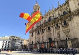 El sargento Herrera a pocos segundos de aterrizar.