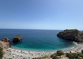Así lucirán las playas de Castell de Ferro este verano.