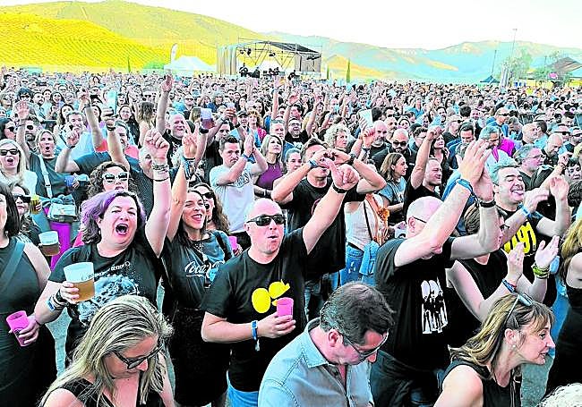 La jornada fuerte del OleoSónica contó con un importante número de público.