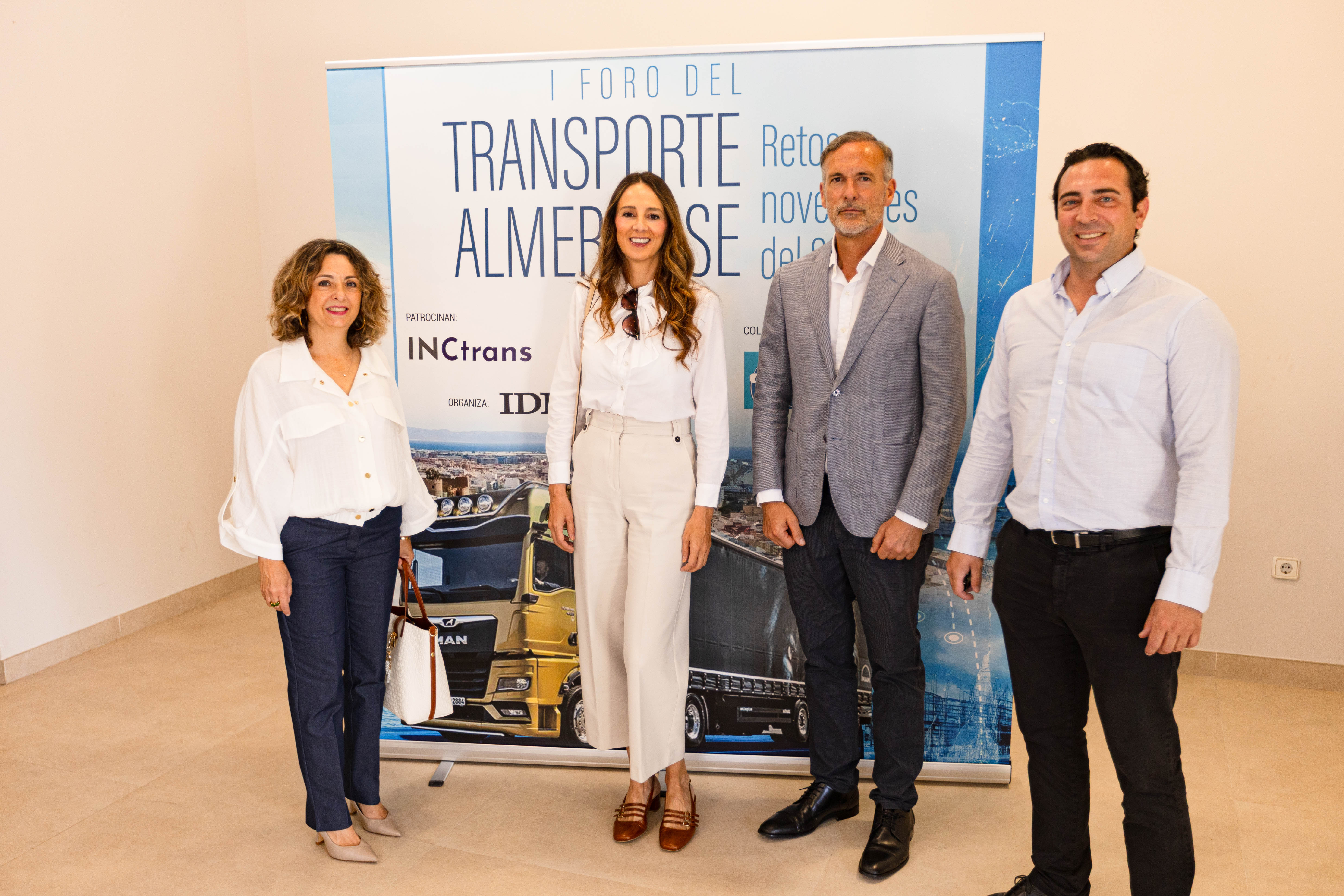 La Jornada del Transporte Almeriense, en imágenes