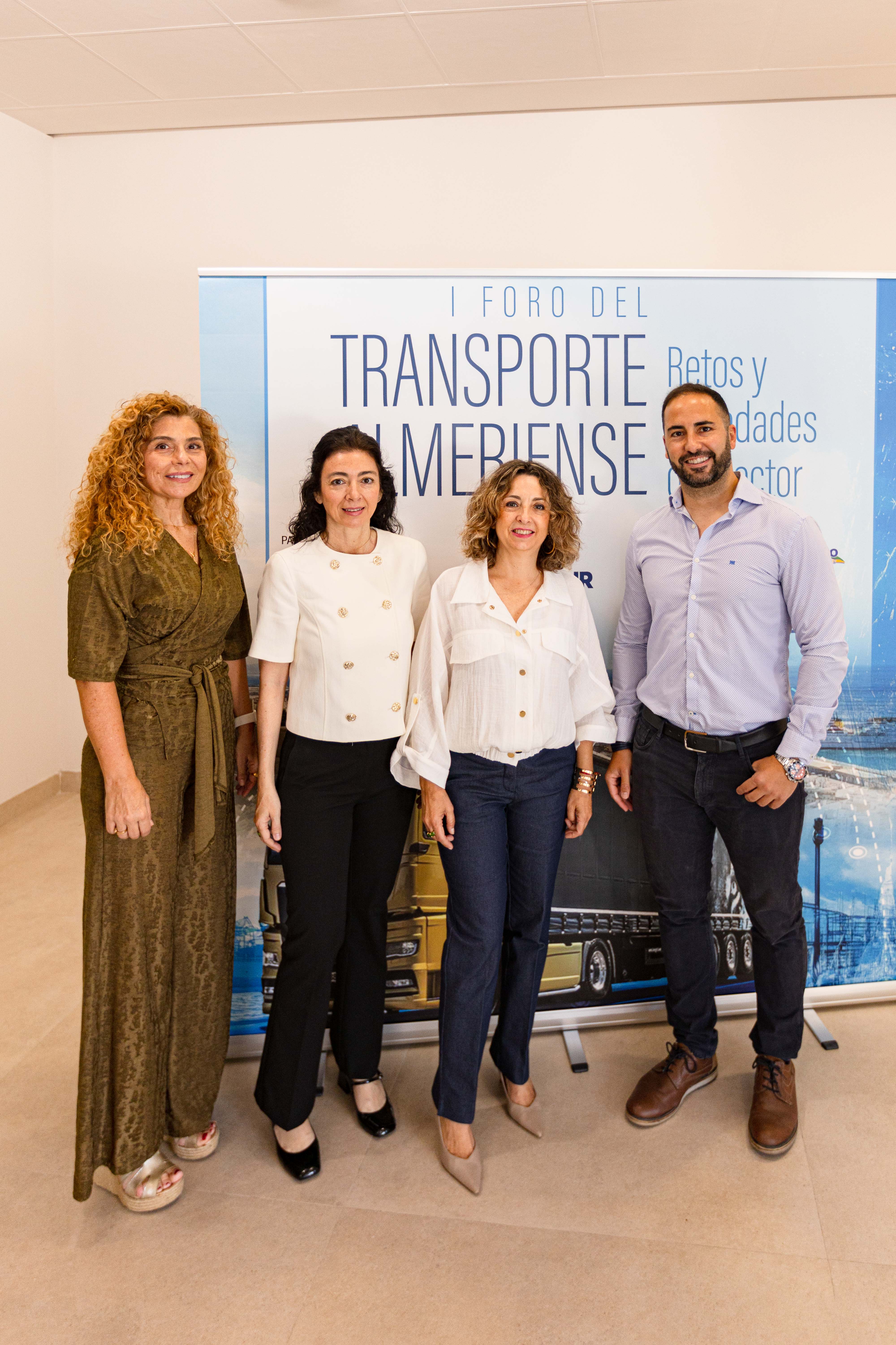 La Jornada del Transporte Almeriense, en imágenes