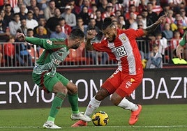 El Almería tiene la pelea más difícil con el Granada, porque pierde el golaveraje.