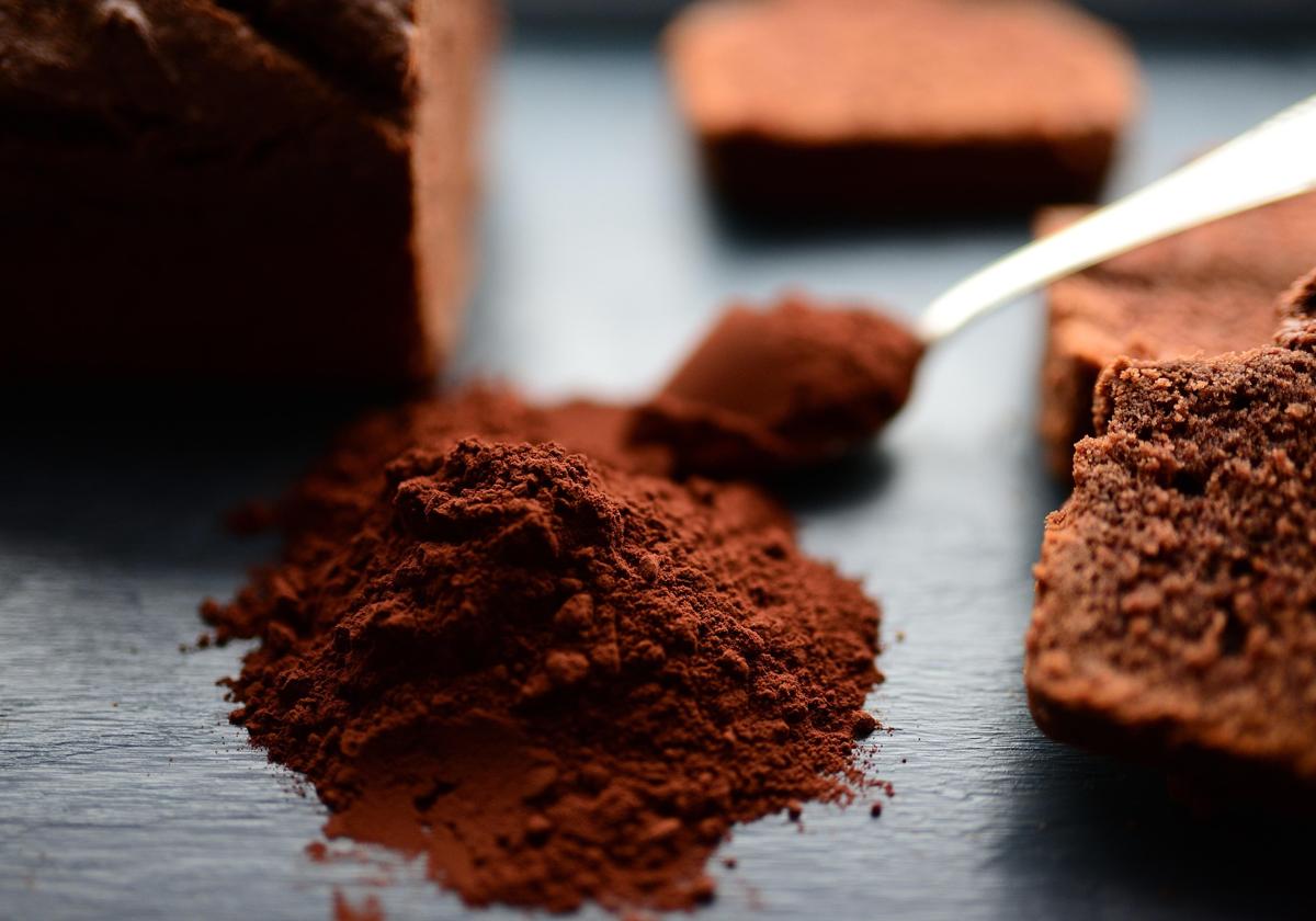 La alcalinización, un proceso industrial que mejora el sabor del cacao pero lo hace menos saludable | ideal