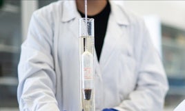 Empresas químicas y farmacéuticas participan en un Encuentro de CaixaBank Dualiza