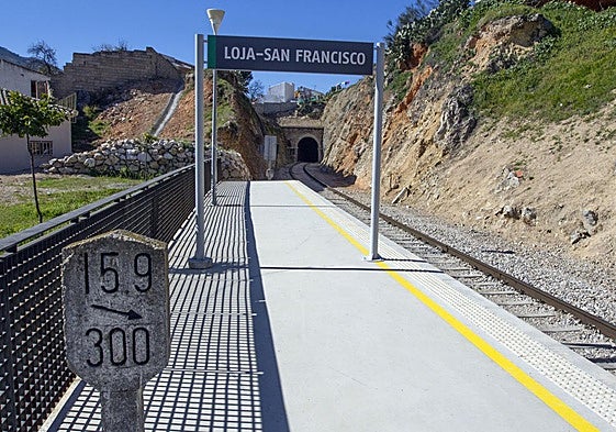 Adif inicia la expropiación de suelo para construir la nueva estación de tren de Loja.
