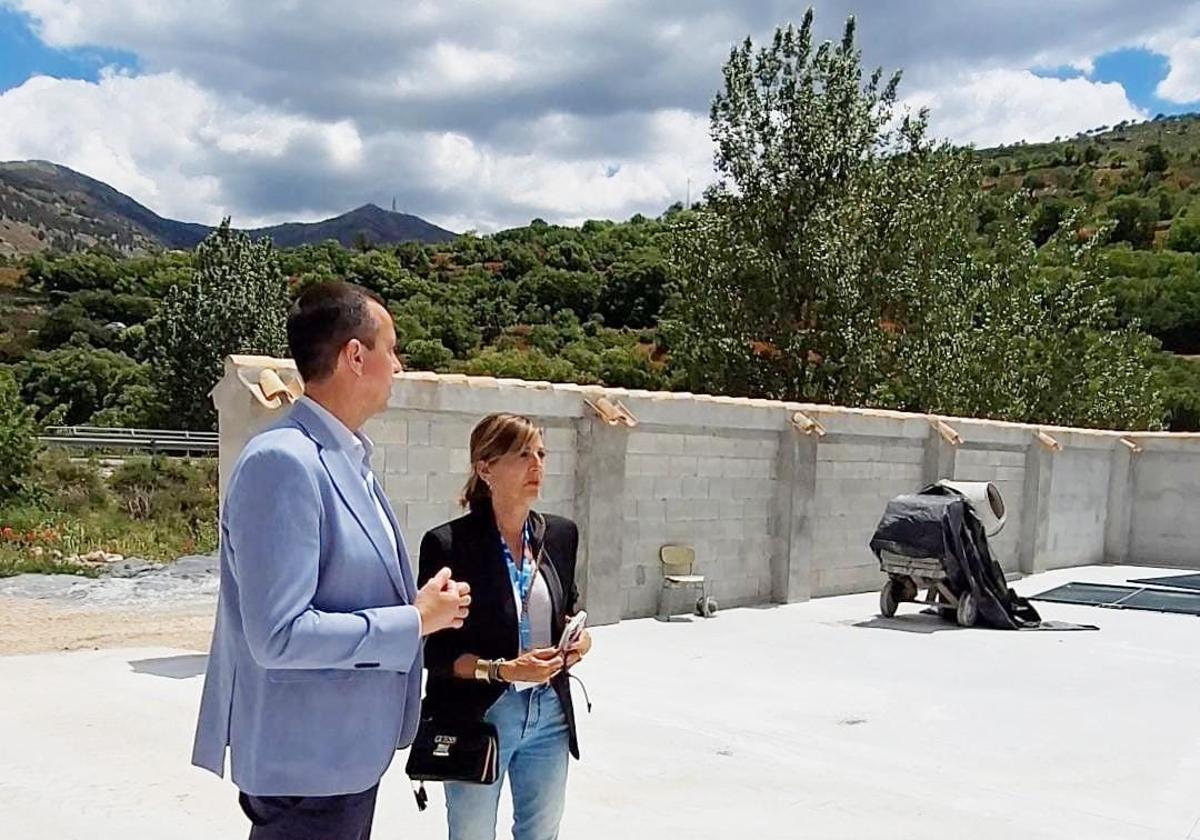 El subdelegado subraya el «compromiso» del gobierno con bacares | ideal