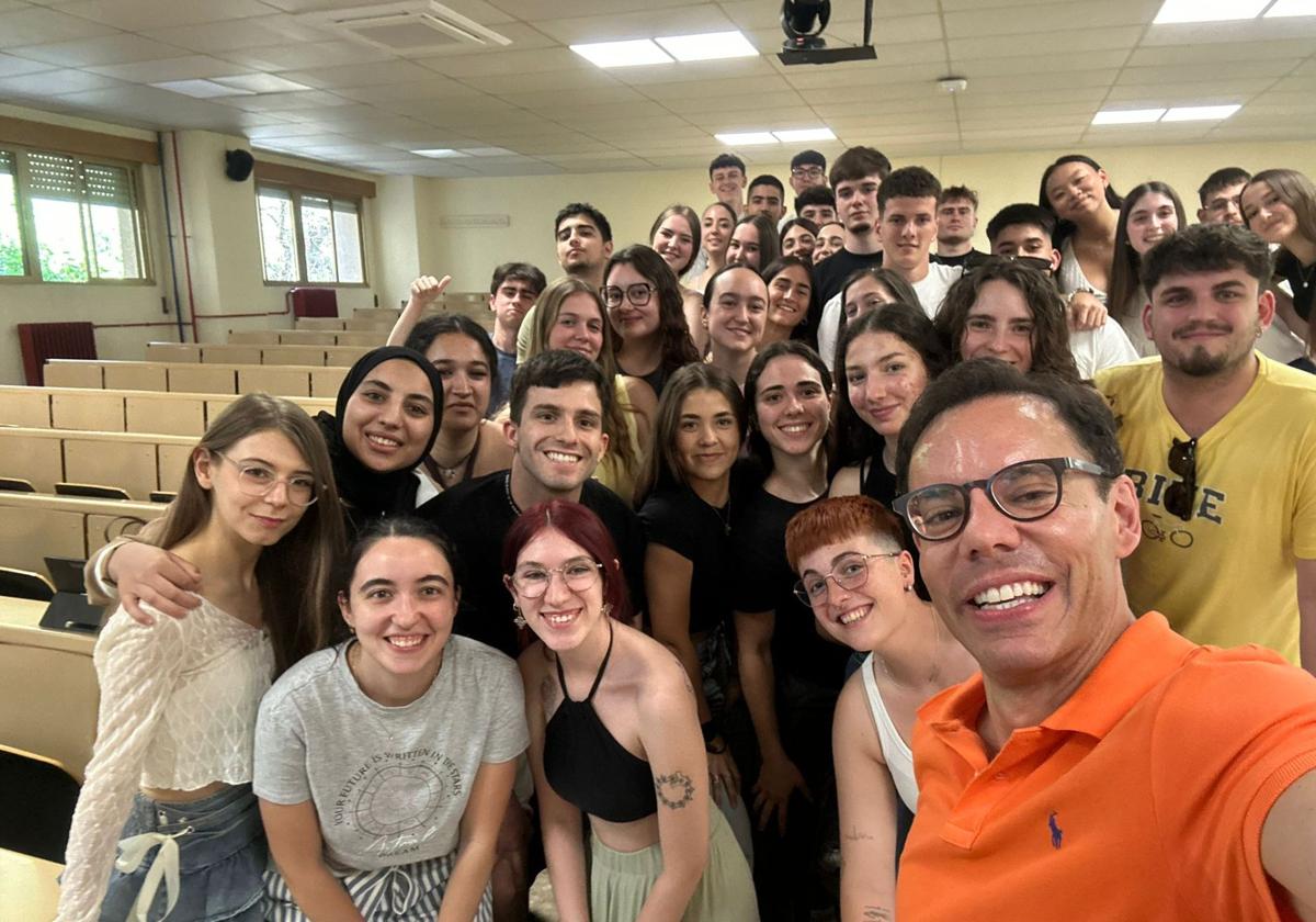 El profesor de la UGR que pide perdón a sus estudiantes y les da las gracias también