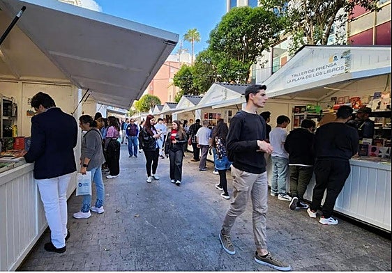 Feria del libro de 2025, en Roldán y Marín.