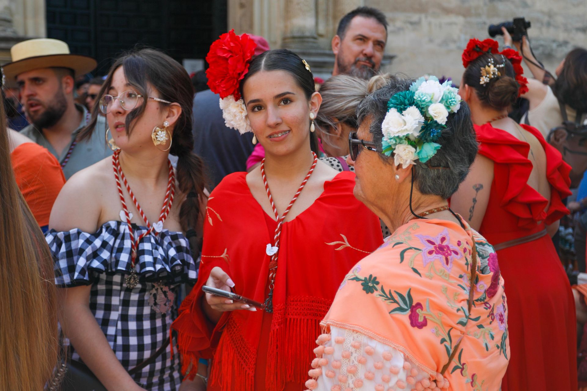 Granada pone en marcha 700 peregrinos y 55 carretas para El Rocío