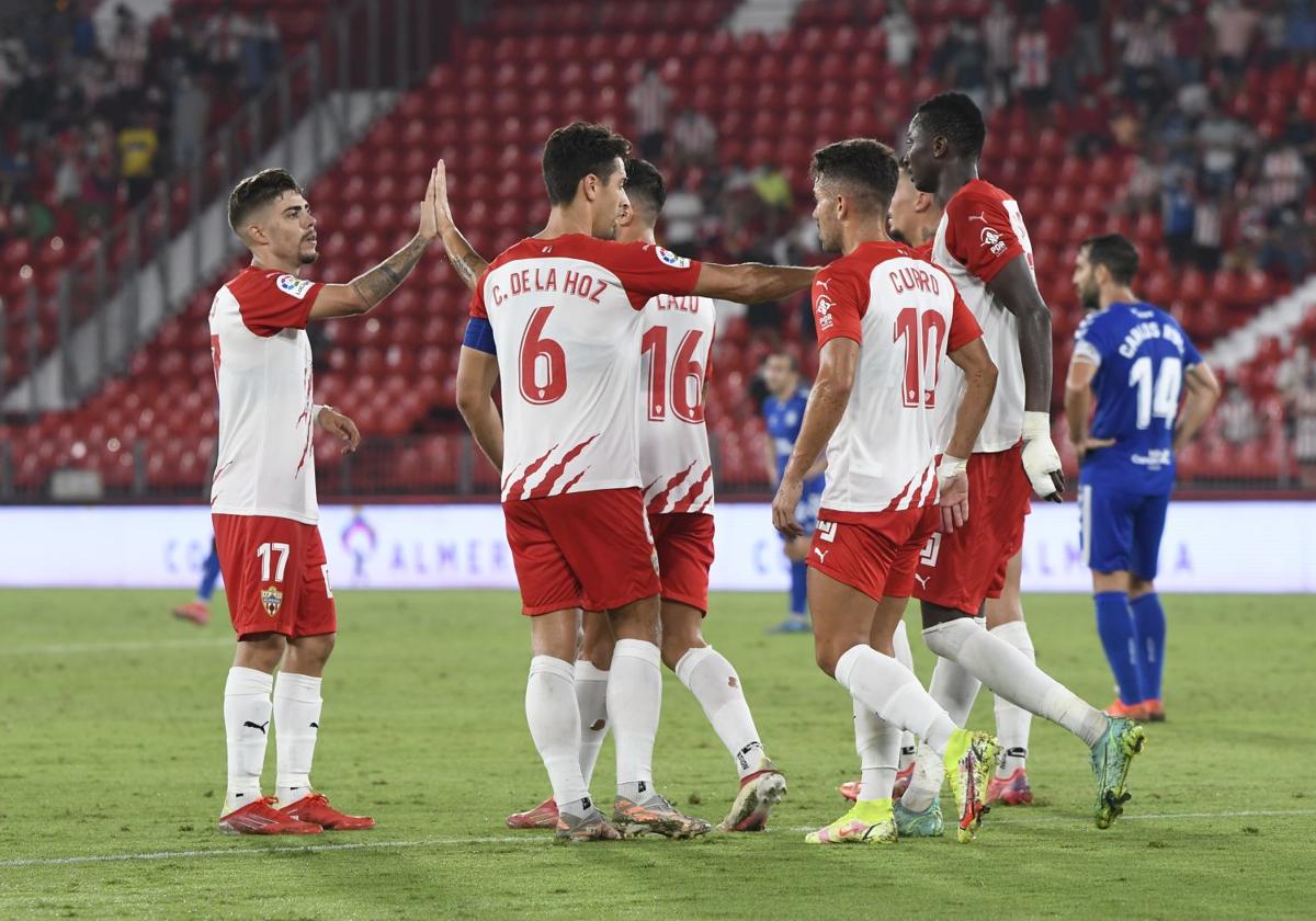 A desnivelar el 'empate' en las visitas ligueras del cd tenerife | ideal