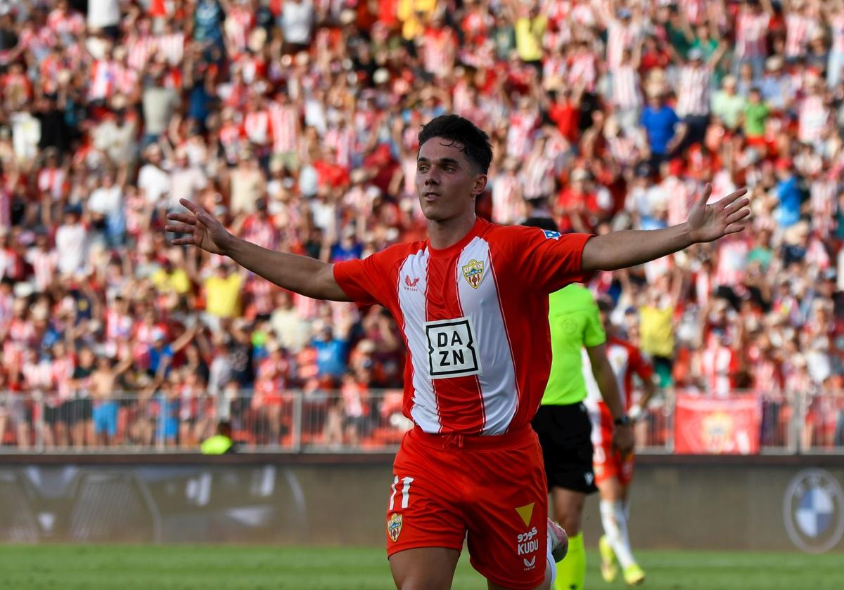 El Almería, control y clase | Ideal