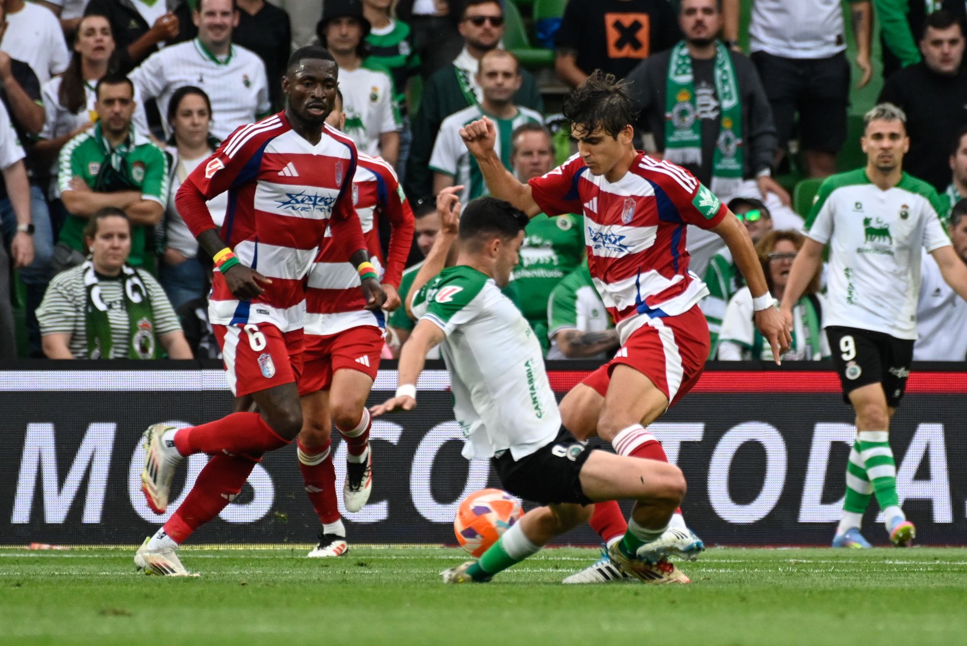 El Racing - Granada CF, en imágenes