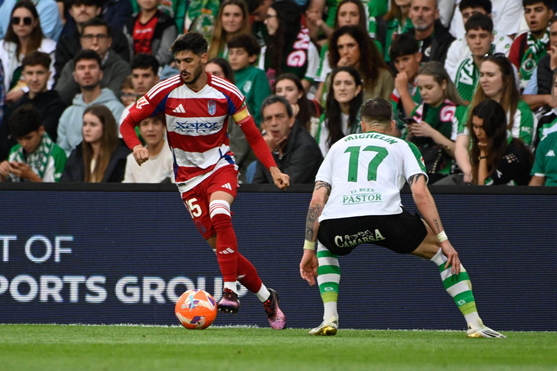 El Racing - Granada CF, en imágenes