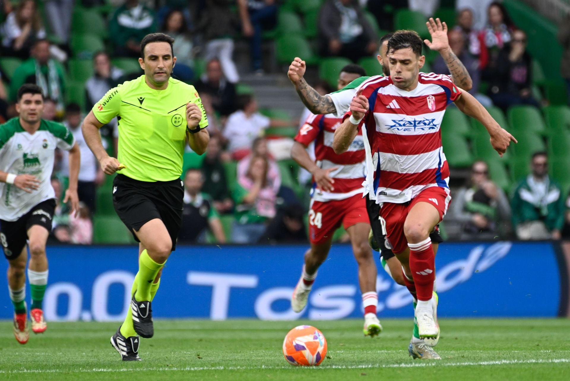 El Racing - Granada CF, en imágenes