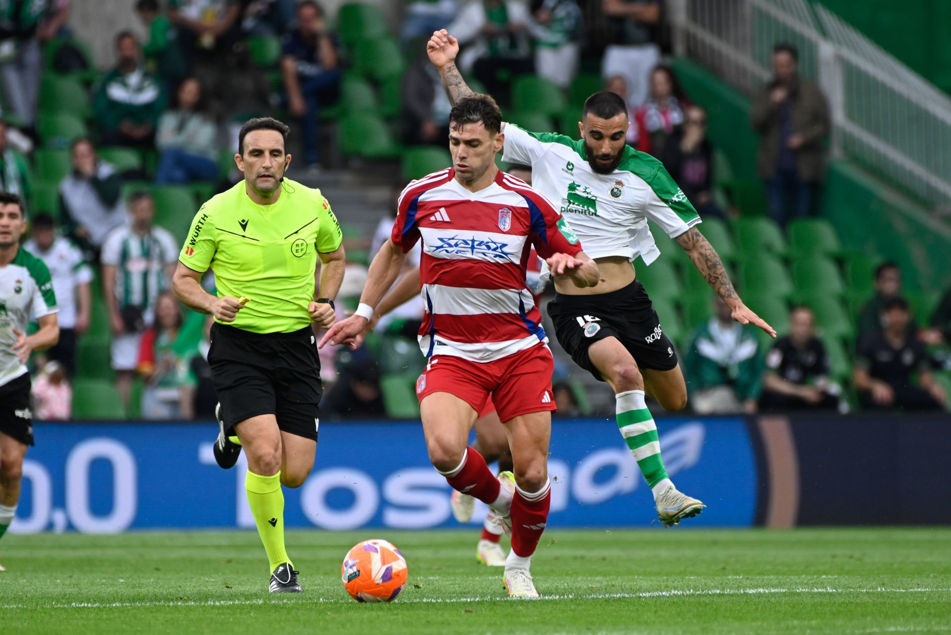 El Racing - Granada CF, en imágenes