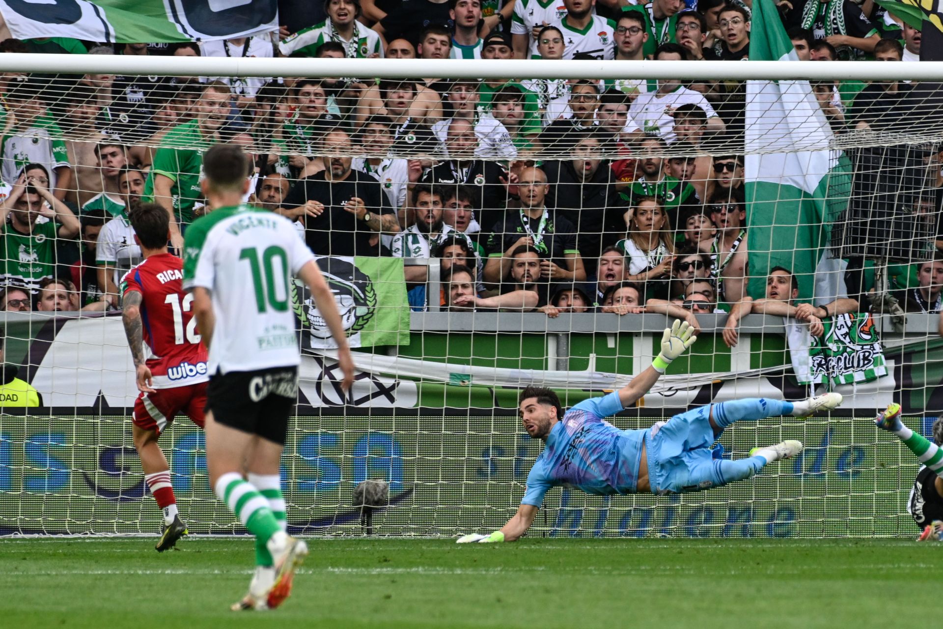 El Racing - Granada CF, en imágenes